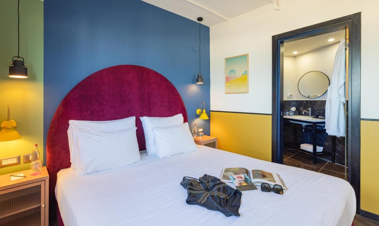 Play Seaport Suite Hotel Tlv Tel Aviv Exteriör bild