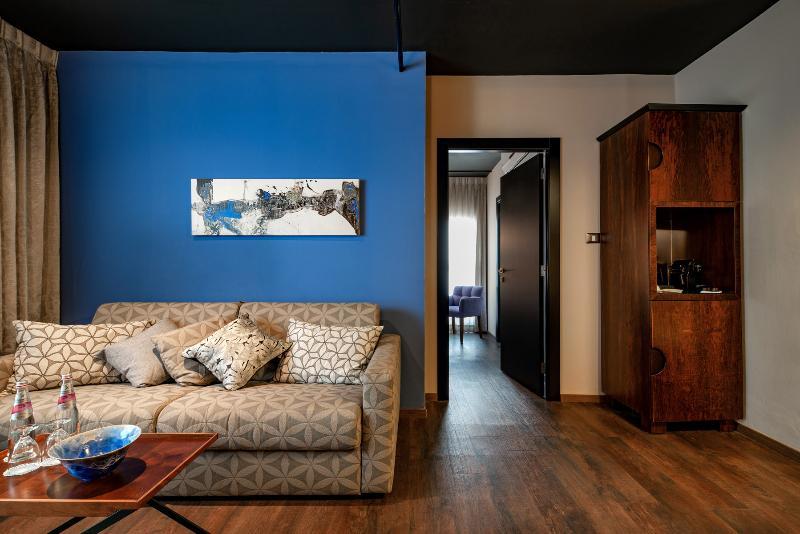 Play Seaport Suite Hotel Tlv Tel Aviv Exteriör bild